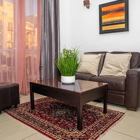 1br With Shops, Pubs & Transport Nearby