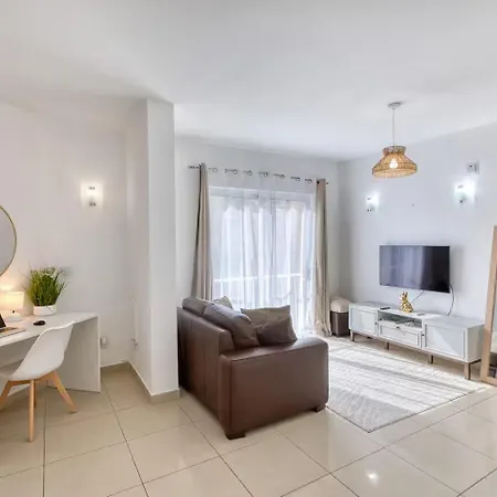1br With Shops, Pubs & Transport Nearby Apartment Saint Julian's